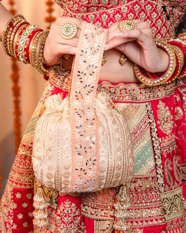 Noorira_Blush_Gold_Potli_Bag